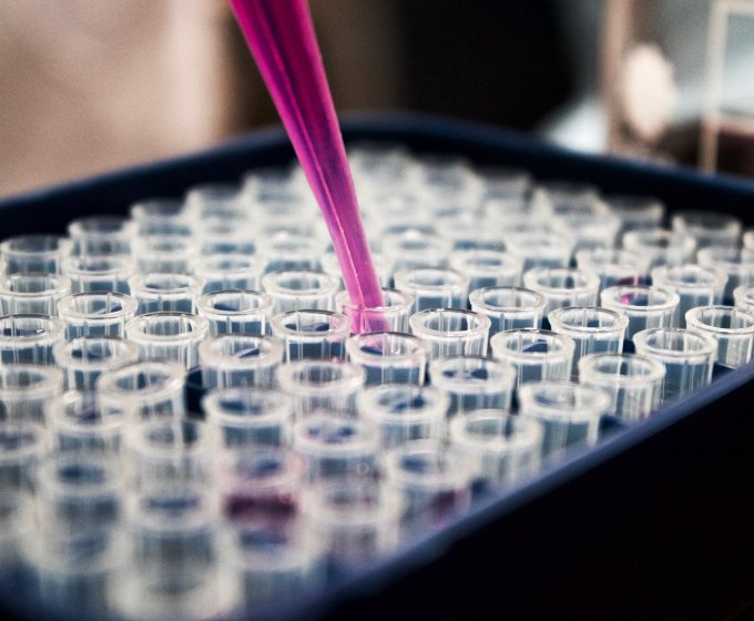 Jak používat Performance Max a Google Nákupy současně? Využijte experimenty